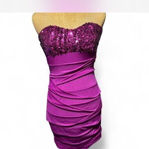 Ruby Rox Strapless Sequin Sweetheart Dress in Magenta